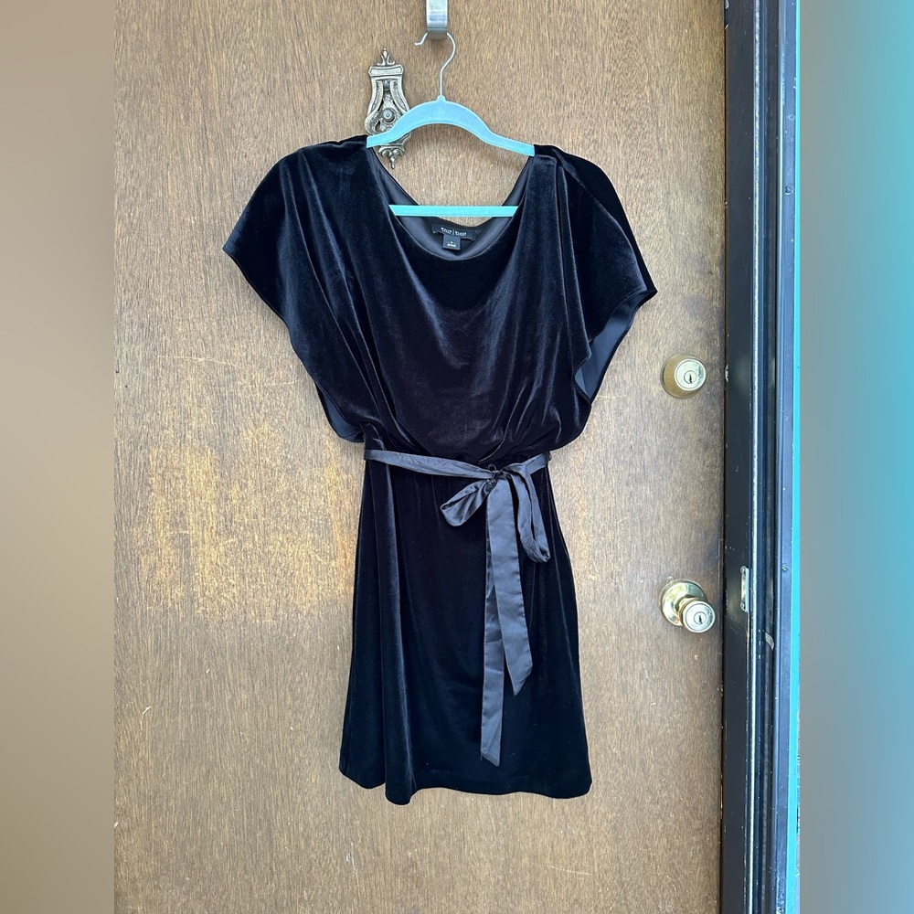 WHBM Black Velvet dress side zipper with satin sash and blousy “cape-sleeves.”
